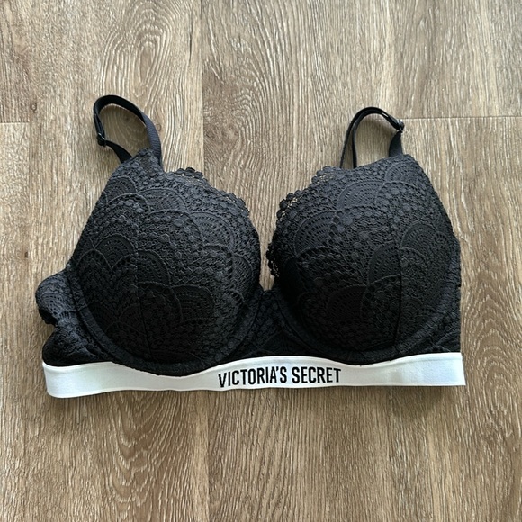 Victoria's Secret Other - Victoria's Secret Logo & Lace Perfect Shape Bra